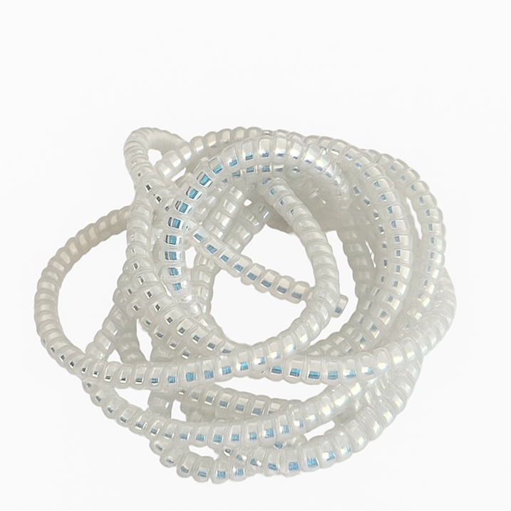 🦋 Dekorativní kryt na nabíječku – “Ledový motýl”